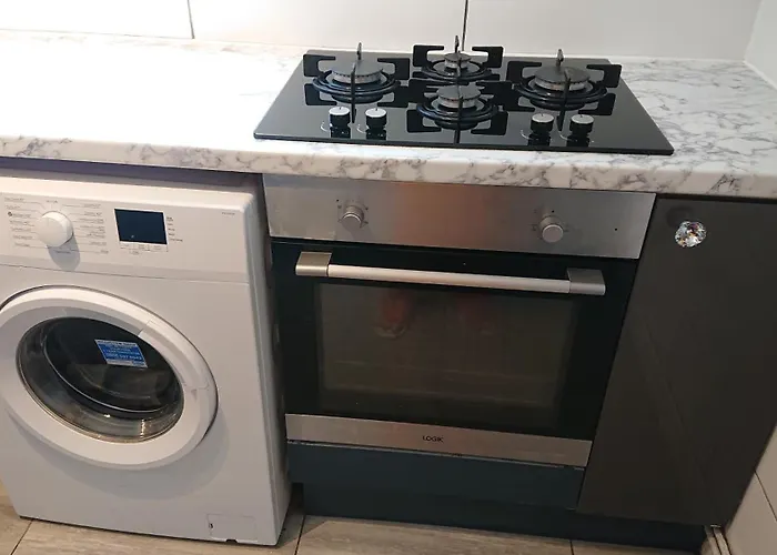3- Room In Central London